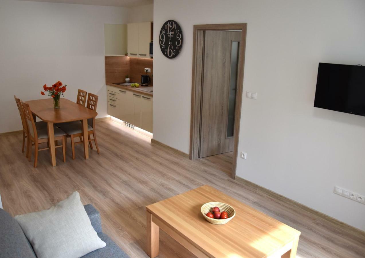 Elemir Apartment Besenova Exterior photo